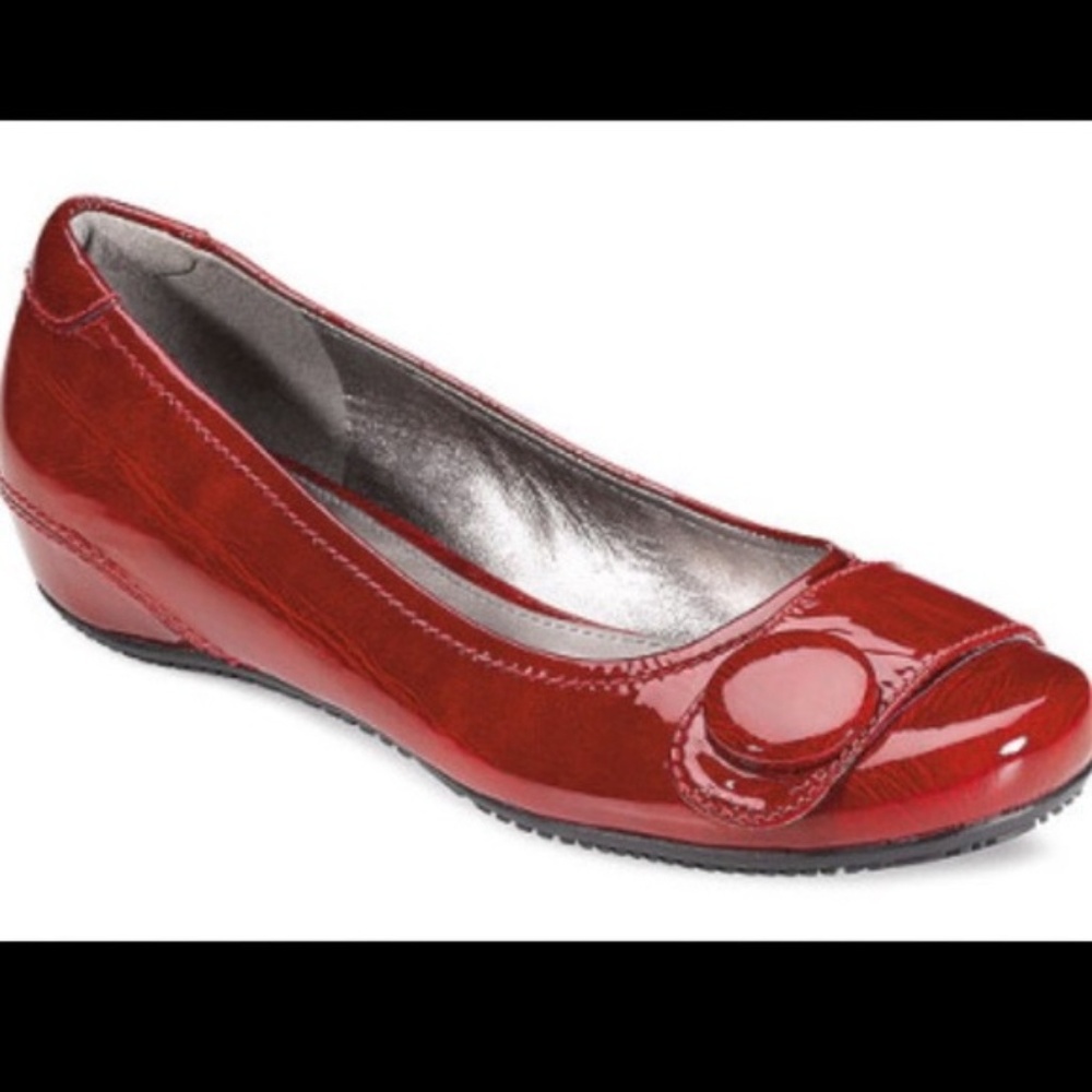 Ecco Bouillon Retro Red Patent Ballet Flats